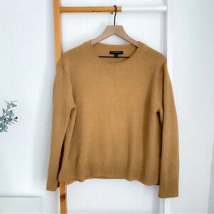 Banana Republic Pullover Sweater Long Sleeve Scoop Neck Camel Brown Tan M